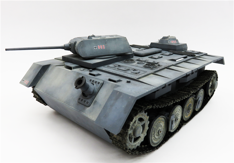 Modelcollect UA72161 Fist of War Series German P300/2 PanzerKampfWagen und Trager 1/72 – image 6