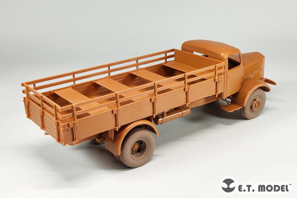 ET Model P35-160 WWII German L4500A Cargo Truck Sagged Wheels 1/35 – Bild 8
