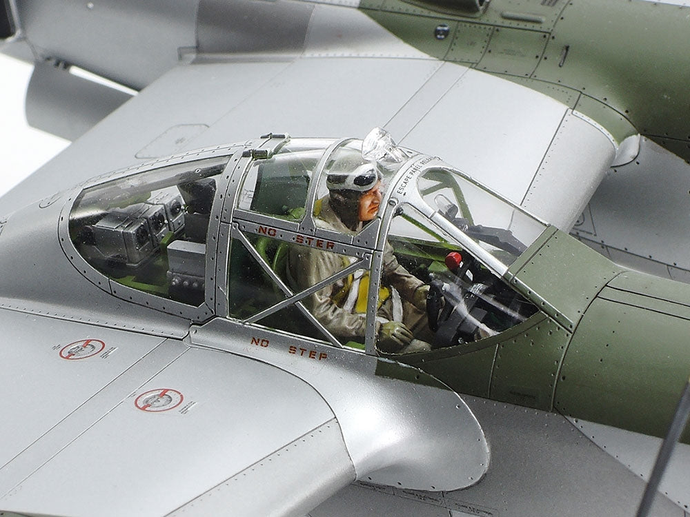 Tamiya 61123 Lockheed P-38J Lightning 1/48 – image 4
