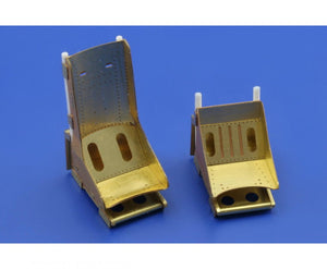 Eduard 32750 B-25J correct pilot seats HK MODELS 1/32 – image 2