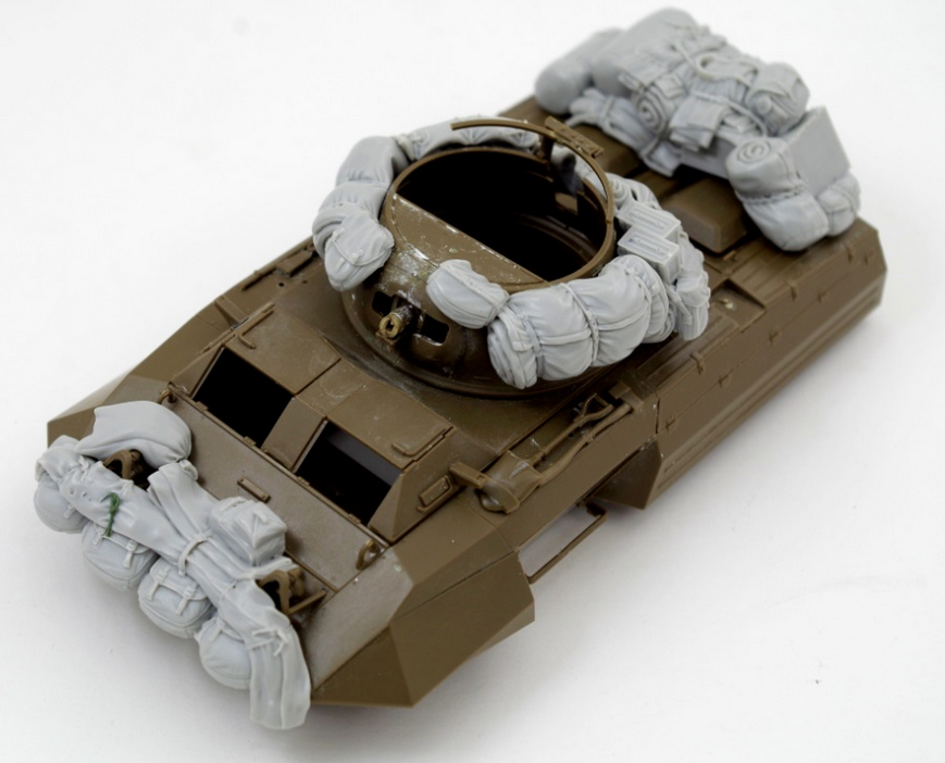 Panzer Art RE35-607 Stowage set for M8 “Greyhound” 1/35 – Bild 3