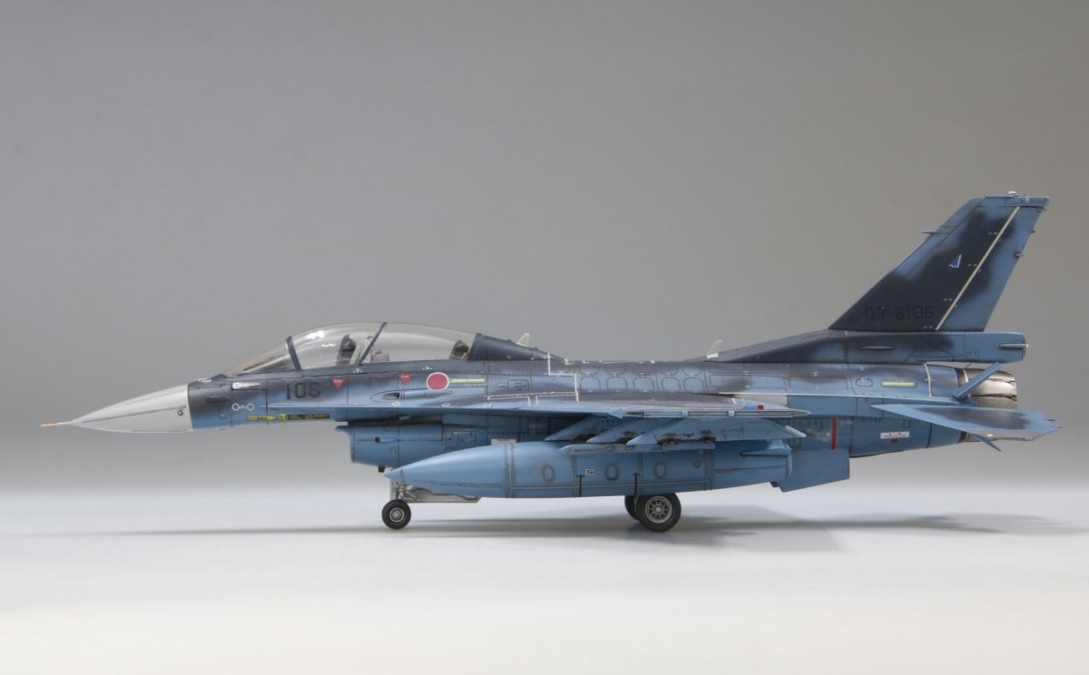 Fine Molds FP49 JASDF F-2B Fighter 1/72 – Bild 6