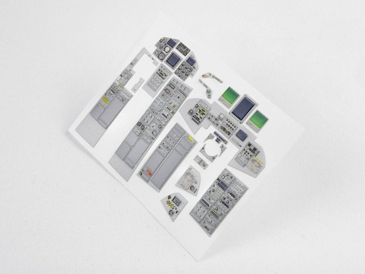 Red Fox Studio QS-32031 Panavia Tornado Gr.4 Italeri 1/32 – obrázek 3