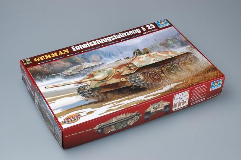 Trumpeter 00383 German Entwicklungsfahrzeug E25 1/35 – image 2
