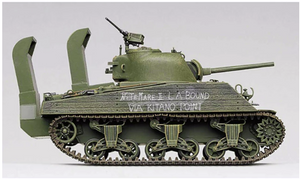 Academy 13562 M4A2(75) Pacific Theater 1/35 – image 2