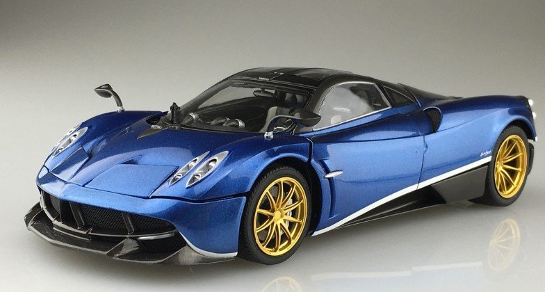 Aoshima 05599 PAGANI HUAYRA Pacchetto Tempesta 1/24 – image 2
