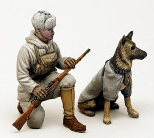 ToRo Model 35F109 Winter War - Finnish Army - Young Messenger Boy with His Dog / Winter War 1939-40 - Young Messenger Boy with His Dog 1/35 – Bild 3