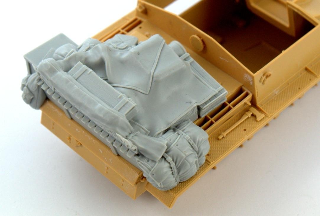 Panzer Art RE35-545 Stowage set for StuG III G (winter) 1/35 – image 3