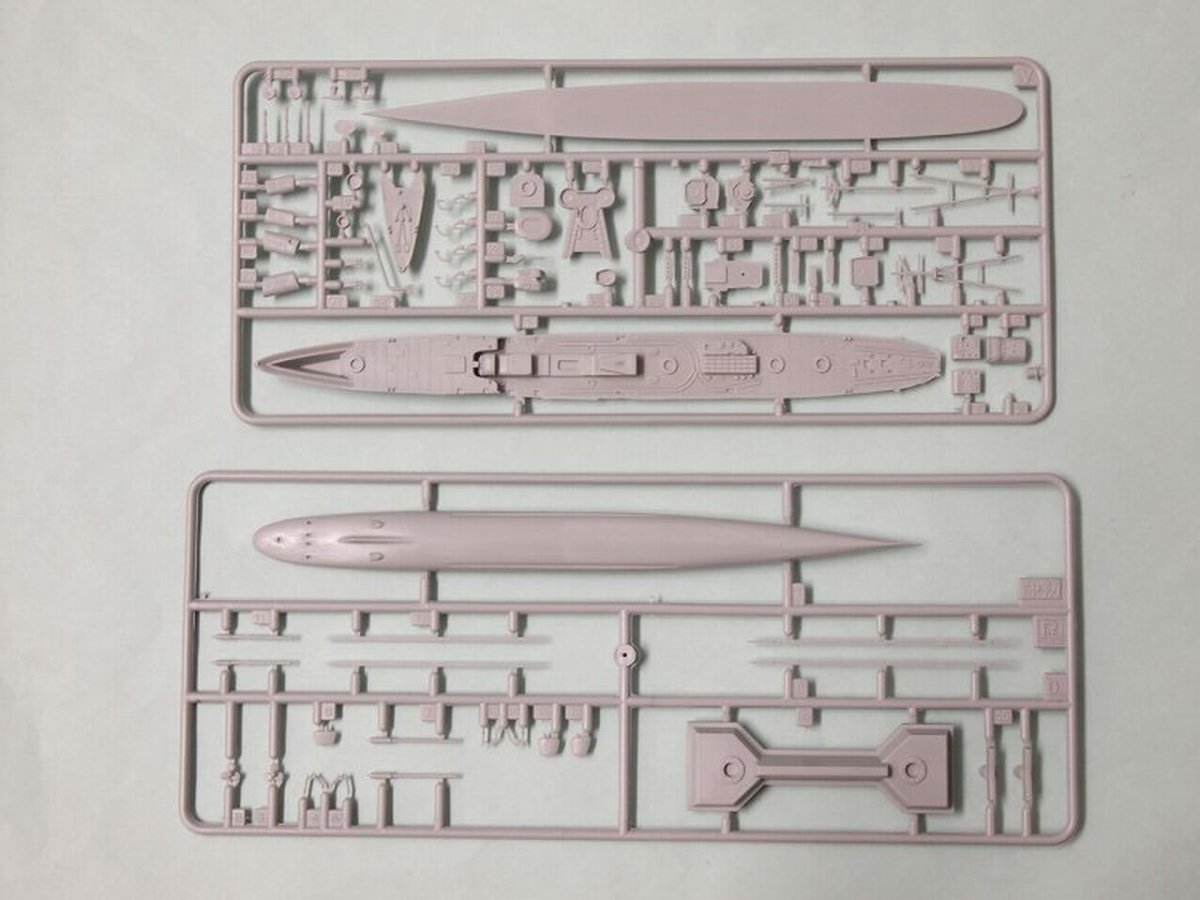 Pit-Road W138 IJN Destroyer Umikaze with hull parts 1/700 – image 4