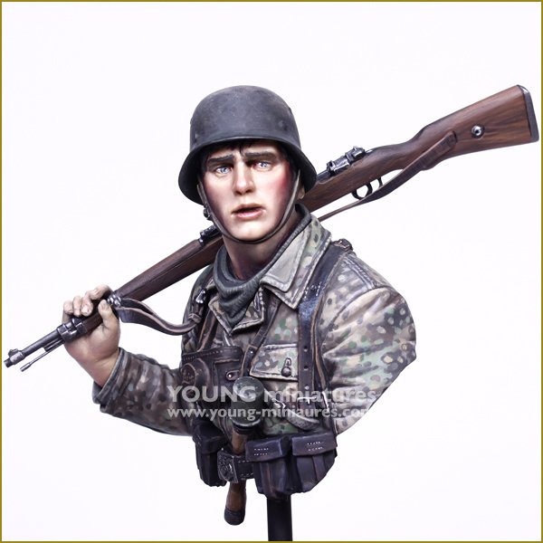 Young Miniatures YM1895 Young German Soldier WWII 1/10 – obrázek 6