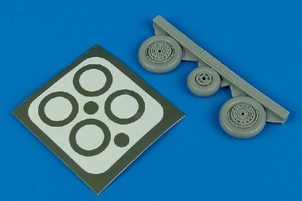 Aires 4416 MiG-17 Fresco wheels &amp; paint masks 1/48 HOBBY BOSS