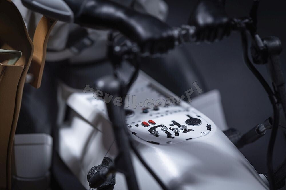 Revell 06786 Speeder Bike - The Mandalorian 1/12 – obrázek 15
