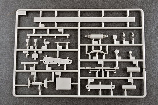 Trumpeter 01078 M920 Tractor tow with M870A1 semitrailer 1/35 – obrázek 13