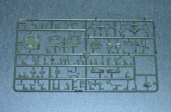 Trumpeter 02348 Russian ZU-23-2 Anti-Aircraft Gun 1/35 – image 7
