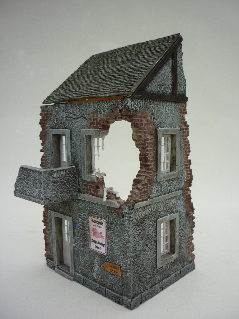 RT-Diorama 35175 Damaged Village House 1/35 – obrázek 4