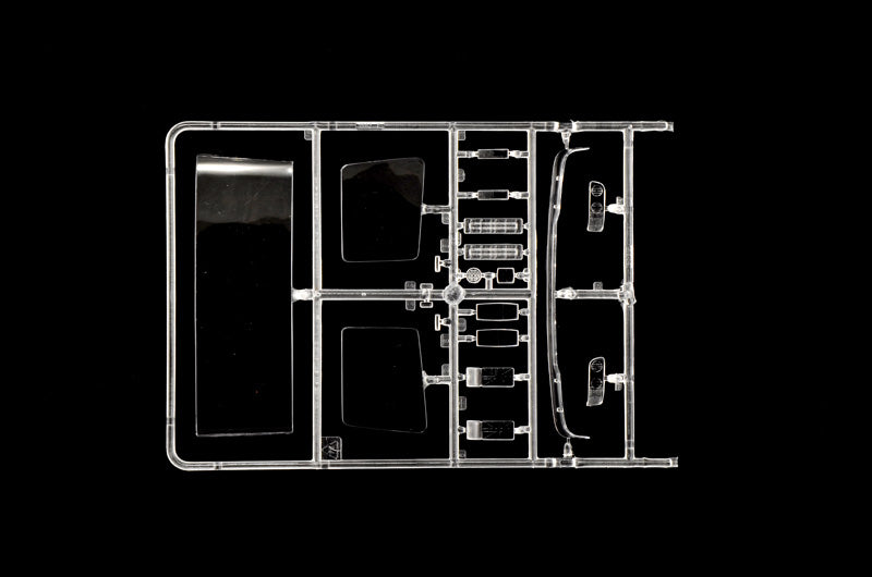 Italeri 93834 DAF XF 95 SUPER SPACE CAB 1/24 – image 9