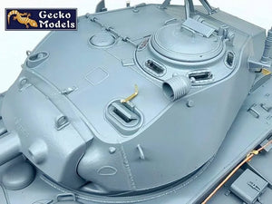 Gecko Models 16GM0038 US M24 Light Tank Chaffee WWII Version 1/16 – obrázek 18