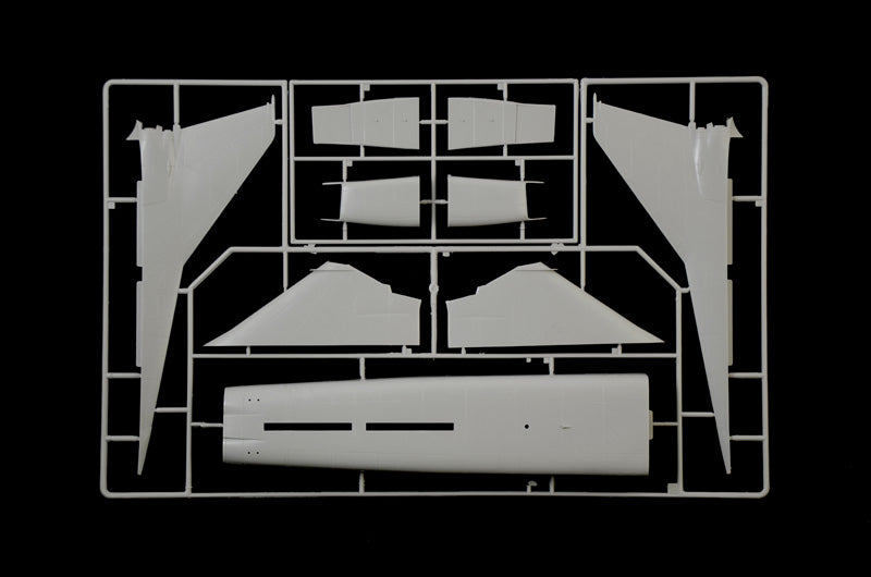 Italeri 1440 Tu-22M2 Backfire-B 1/72 – obrázek 8