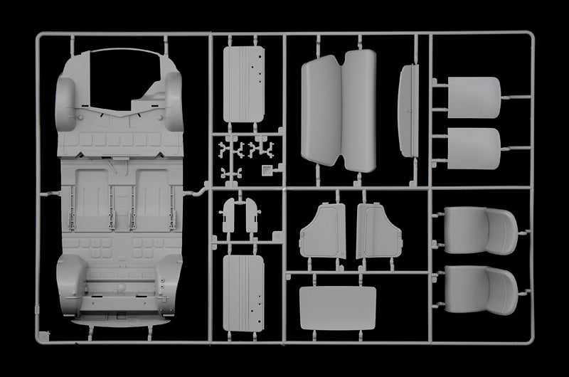 Italeri 4715 Fiat 500 F Upgraded Edition 1/12 – image 16