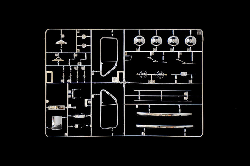 Italeri 4715 Fiat 500 F Upgraded Edition 1/12 – image 20