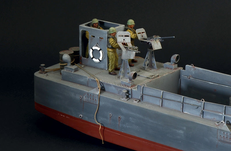 Italeri 6755 LCM 3 1/35 – image 9