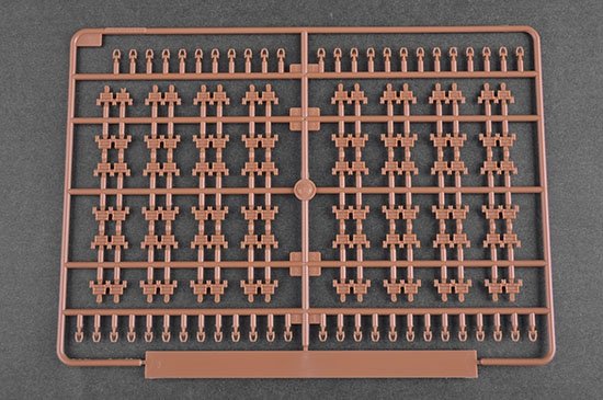 Trumpeter 09588 Russian T-80BVM MBT(Marine Corps) 1/35 – Bild 13