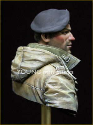 Young Miniatures YM1835 British Tank Crew WWII 1/10 – image 6