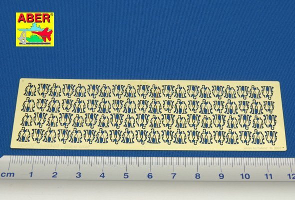 Aber 350-06 Ships crew 1/350 – image 2
