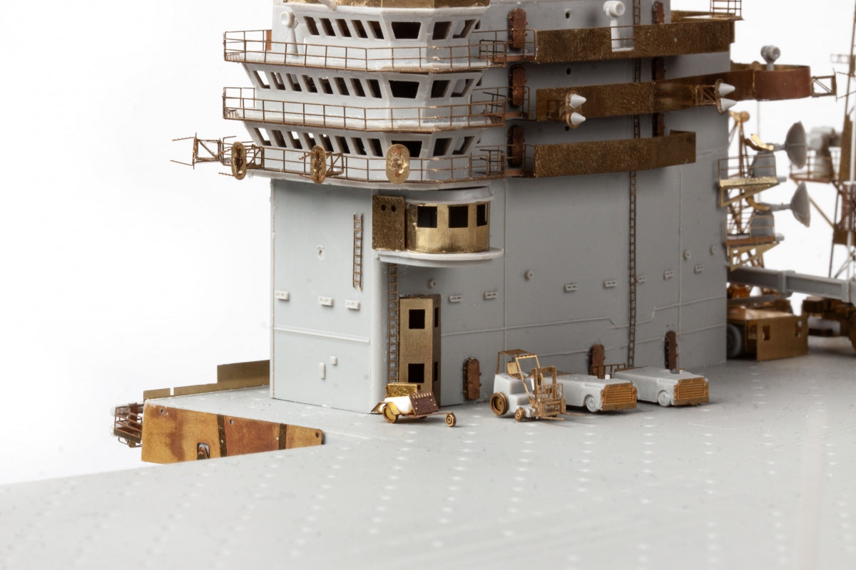 Eduard 53301 USS Nimitz CVN-68 part 7 Trumpeter 1/350 – image 10