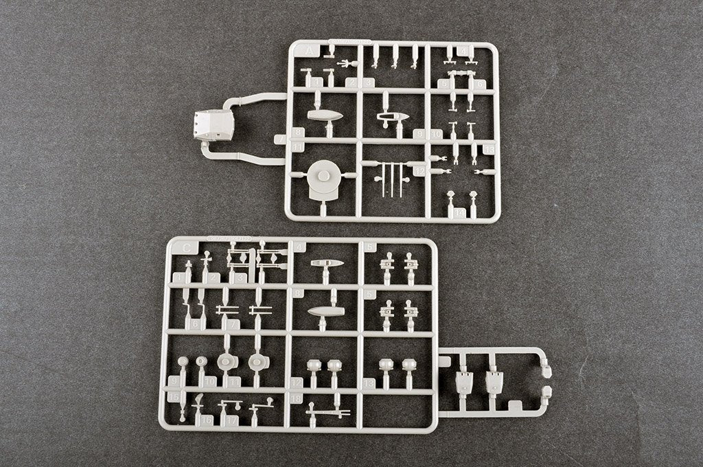Trumpeter 06736 German Gneisenau Battleship 1/700 – image 8