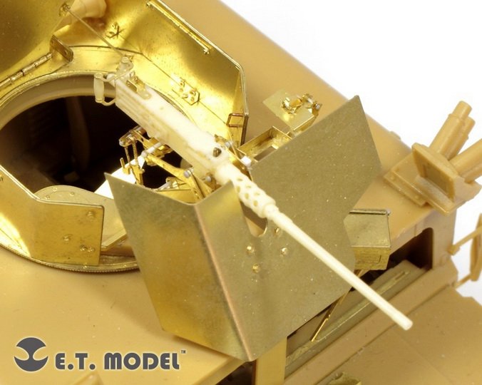 ET Model EA35-052 US ARMY Tactical Vehicles M2HB Weapon Groups 1/35 – image 2