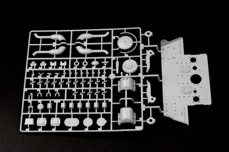Trumpeter 00910 German Kingtiger 2in1 (Henschel Turret Porsche Turret) 1/16 – image 14
