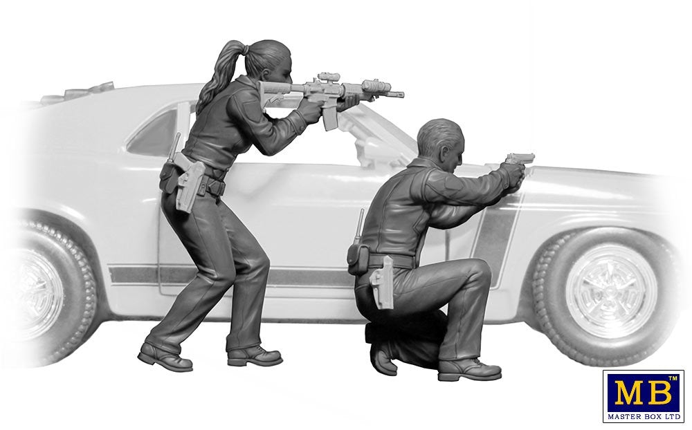 Master Box 24064 Shots fired – Officer needs assistance 1/24 – image 6