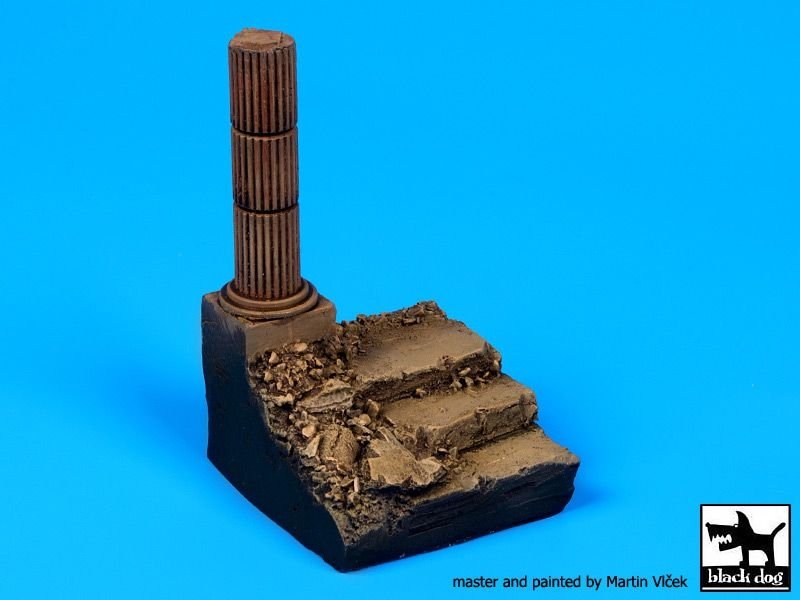 Escalier Black Dog D35039 avec base de colonne 1/35 – image 3