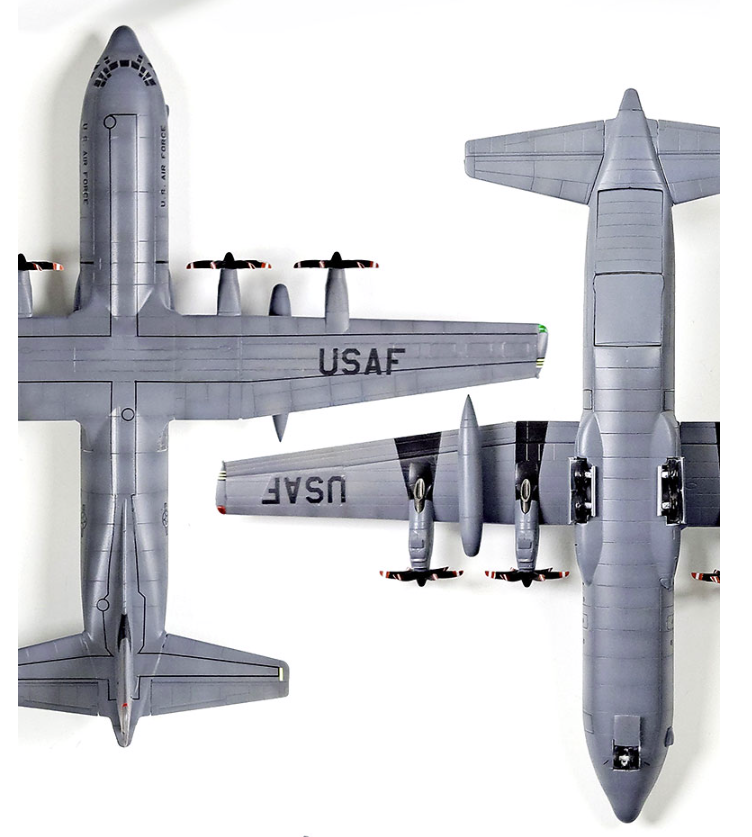 Academy 12631 C-130J-30 Hercules 1/144 – Bild 6
