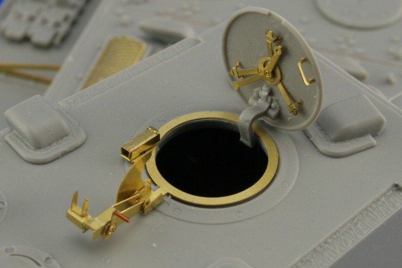 Eduard 35824 KV-1 Model 1942 1/35 Trumpeter – image 3