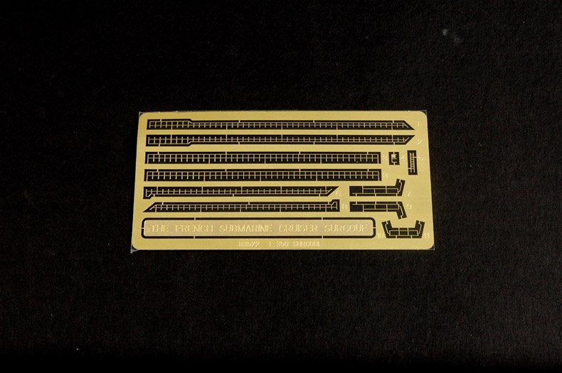Hobby Boss 83522 French Submarine Surcouf 1/350 – imagen 6