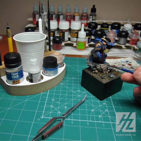 Hobby Zone HZ-sm1 Handy Modeling Stand – image 3