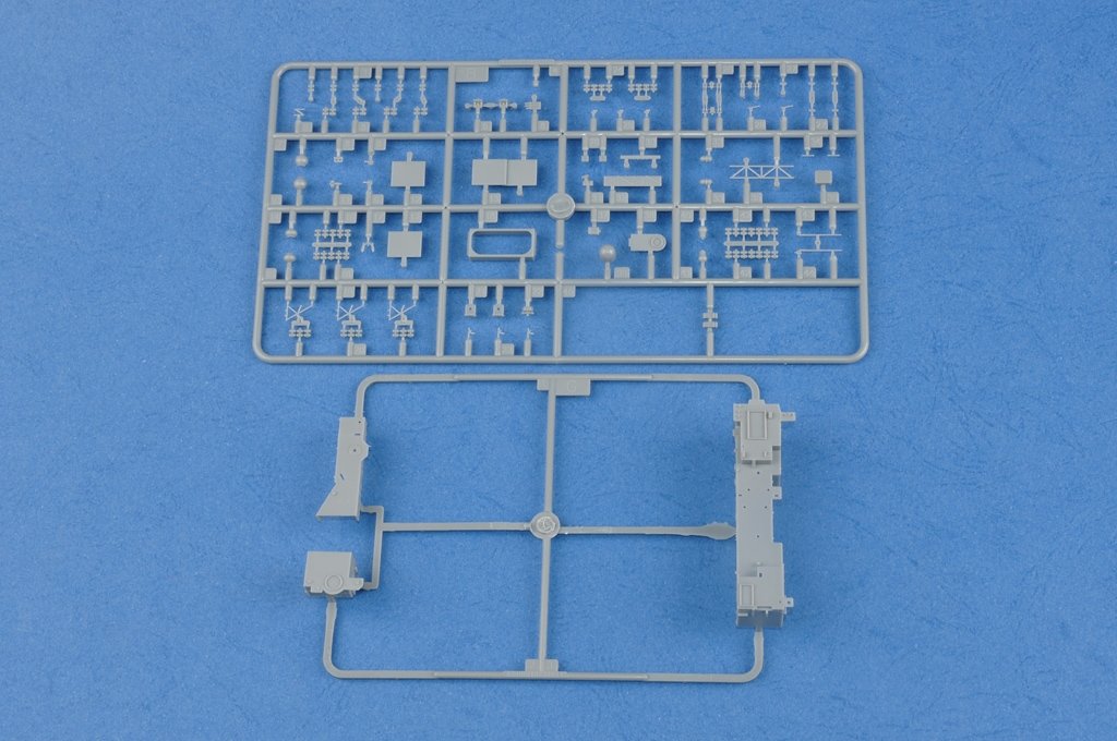 Hobby Boss 83408 USS Iwo Jima LHD-7 1/700 – Bild 6