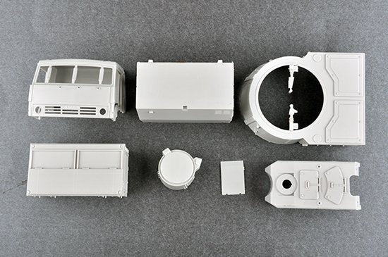 Trumpeter 01060 Russian 72V6E4 Combat Vehicle of 96K6 Pantsir -S1 ADMGS 1/35 – image 7
