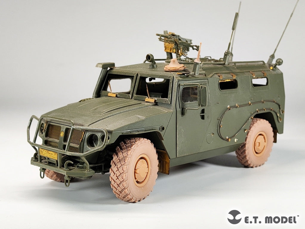 ET Model P35-154 Russian GAZ-233014 STS TIGER Armored High-Mobility Vehicle Sagged Wheels For Meng Kit 1/35 – image 5