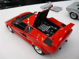 Aoshima 01155 LAMBORGHINI COUNTACH 5000 QUATTROVALVOLE INJECTION Ver(Overseas) 1/24 – image 2