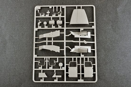 Trumpeter 01072 Russian URAL 4320 1/35 – obrázek 7