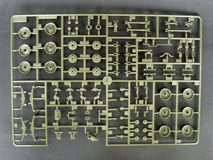 Trumpeter 00205 HQ-2 Missile With Loading Cabin 1/35 – image 3