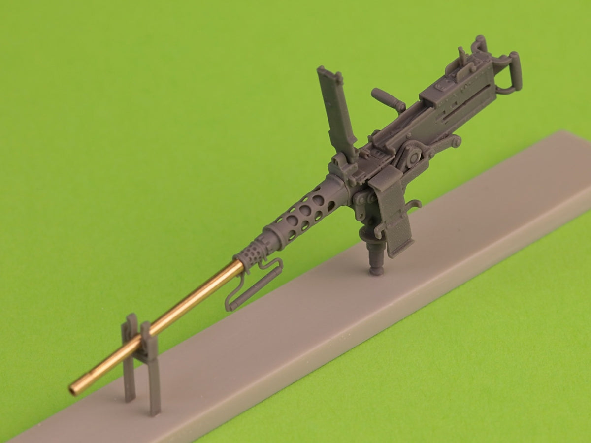 Master GM-35-069 Browning M2HB .50 cal (12.7mm) - machine gun with tank mount - early WWII period (D69820 cradle with D68375 small ammo box) 1/35 – obrázek 3