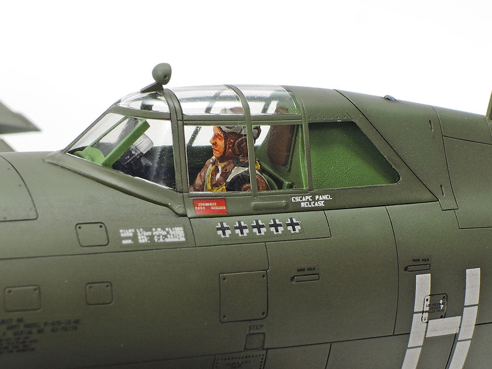 Tamiya 61086 P-47D Razorback 1/48 – obrázek 6