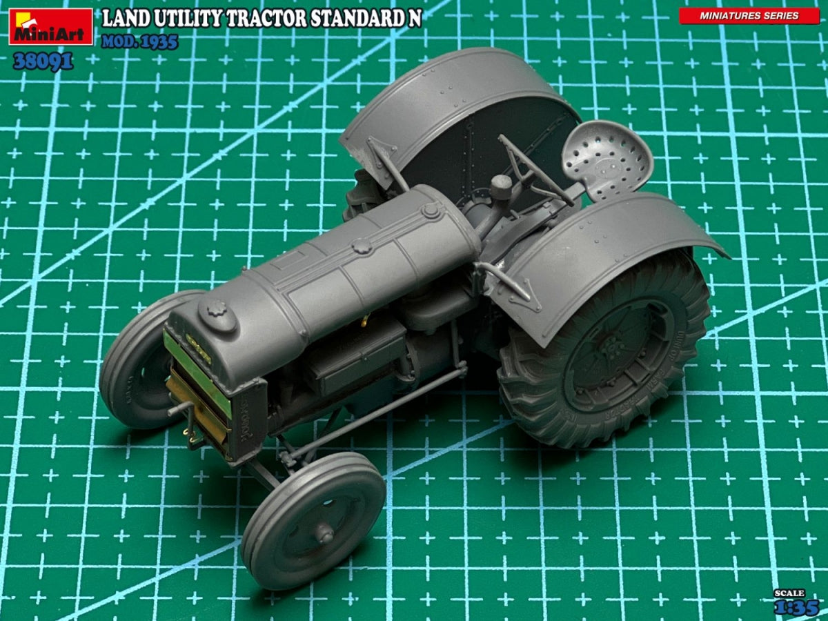 MiniArt 38091 Land Utility Tractor Standard N Mod. 1935 1/35 – image 10