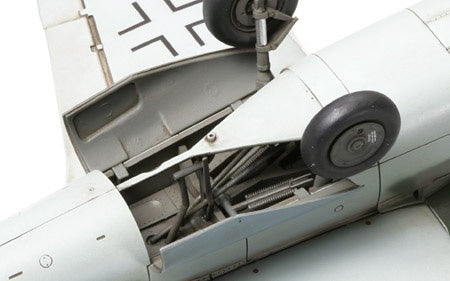 Tamiya 61097 Heinkel He162 A-2 Salamander 1/48 – zdjęcie 5