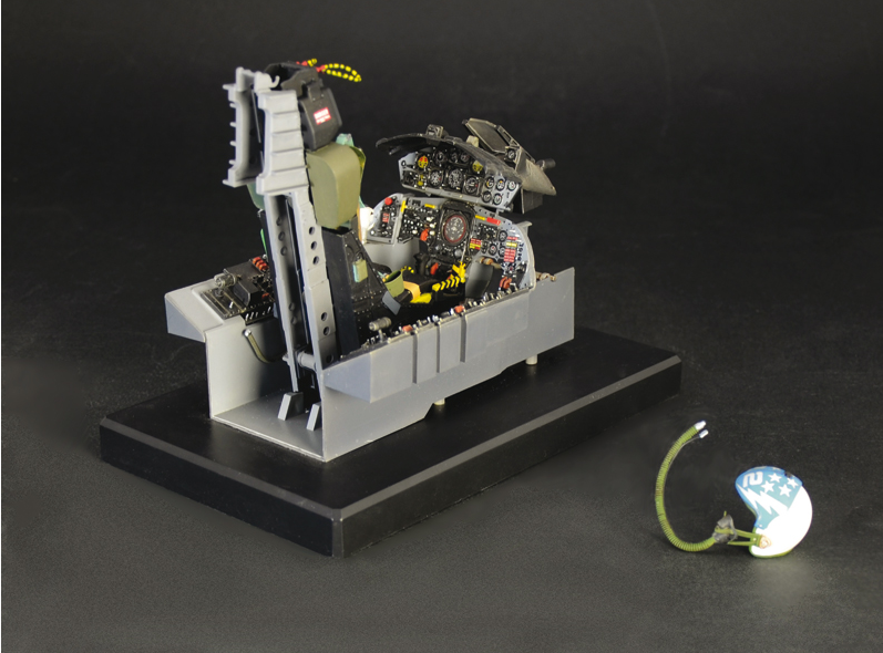 Italeri 2991 F-104G Cockpit 1/12 – obrázek 3