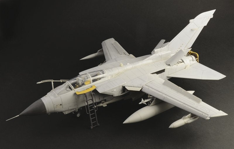 Italeri 2513 TORNADO GR. 4 1/32 – Bild 8